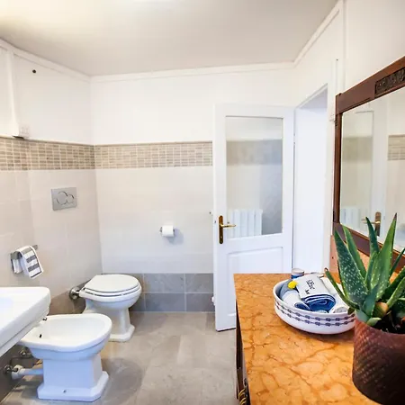 Letitino Apartament *